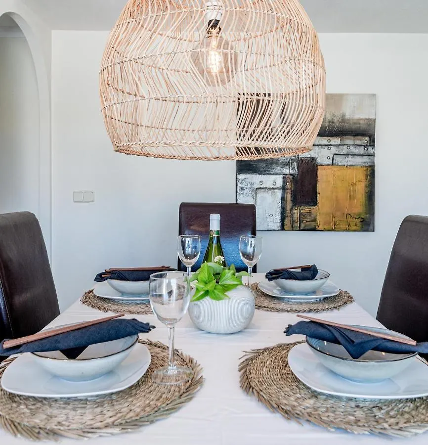 Dn11-2 Bedroom Apartment Close To Puerto Banus Μαρμπέλλα
